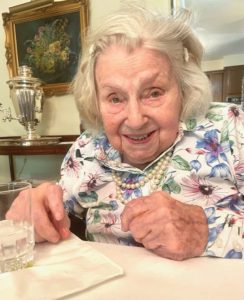 Berg on her 113th birthday in 2022. (Source: Gerontology Wiki)