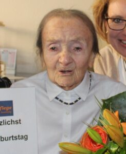 On her 110th birthday in 2018. (Source: 24StundenPflege)