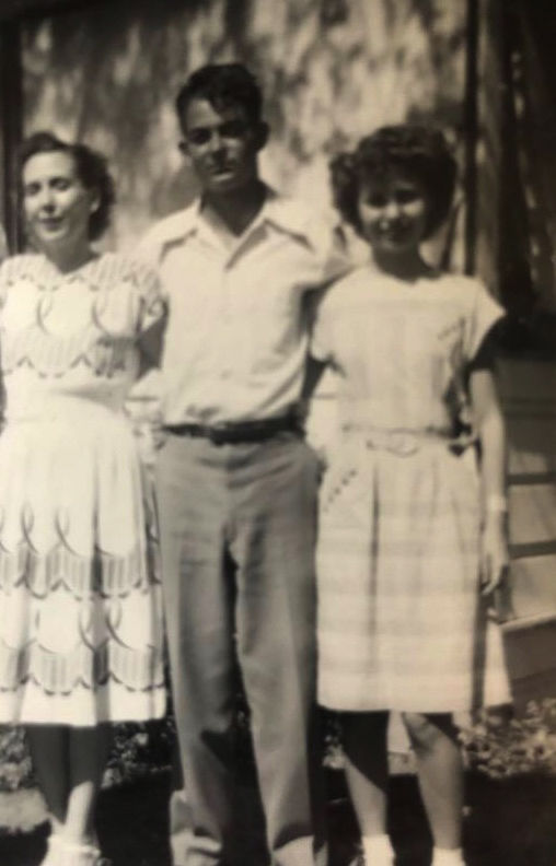 Winget (left) around 1946 in Venezuela, with her husband and their daughter. (Source: Bakersfield.com)