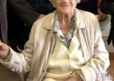 Courbiere on her 106th birthday (Source: Etampes Info)