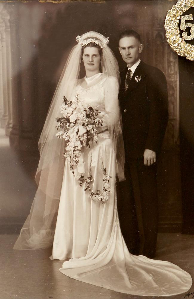 On his wedding day in 1942. (Source: news.com.au)