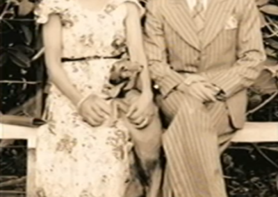 Undated, with her husband. (Source: A Nossa Tarde)