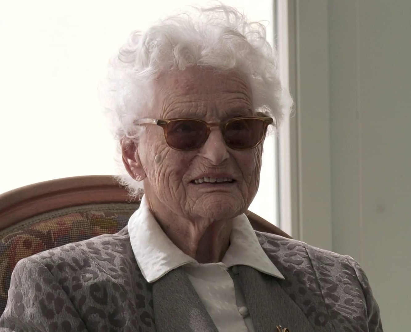 On her 110th birthday. (Source: Schweizer Radio und Fernsehen (SRF))