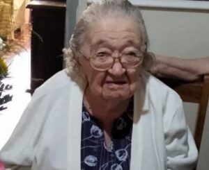 On her 109th birthday in 2021. (Source: Facebook/Maria do Carmo Alves)