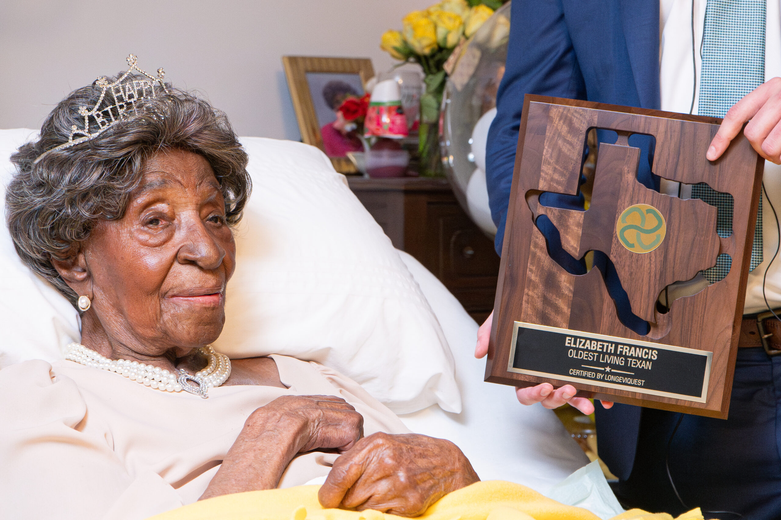 Elizabeth Francis, World’s 7th Oldest Person, Celebrates 114th Birthday