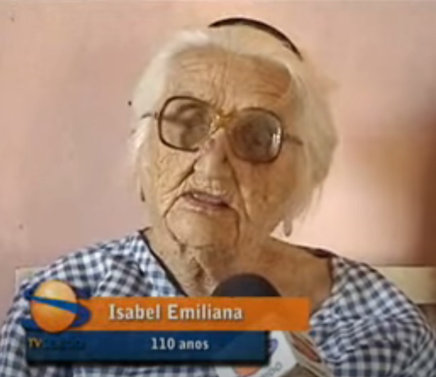 On her 110th birthday in 2010. (Source: Wanderley Filho (YouTube))