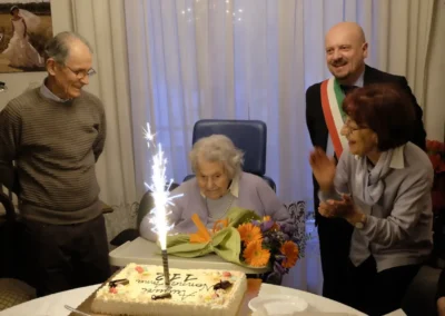 On her 112th birthday in 2018. (Source: Il Resto del Carlino)