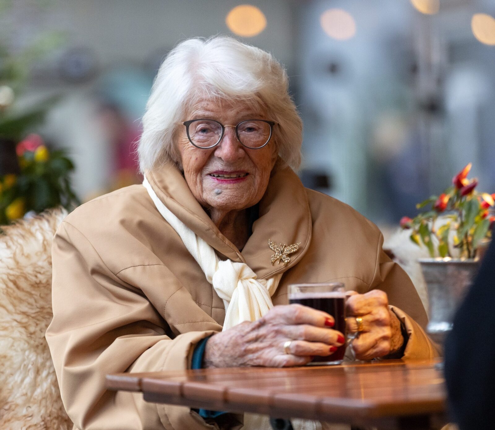 Shortly before her 113th birthday. (Source: Die Zieglersche / Photo credit: Carsten Riedl)