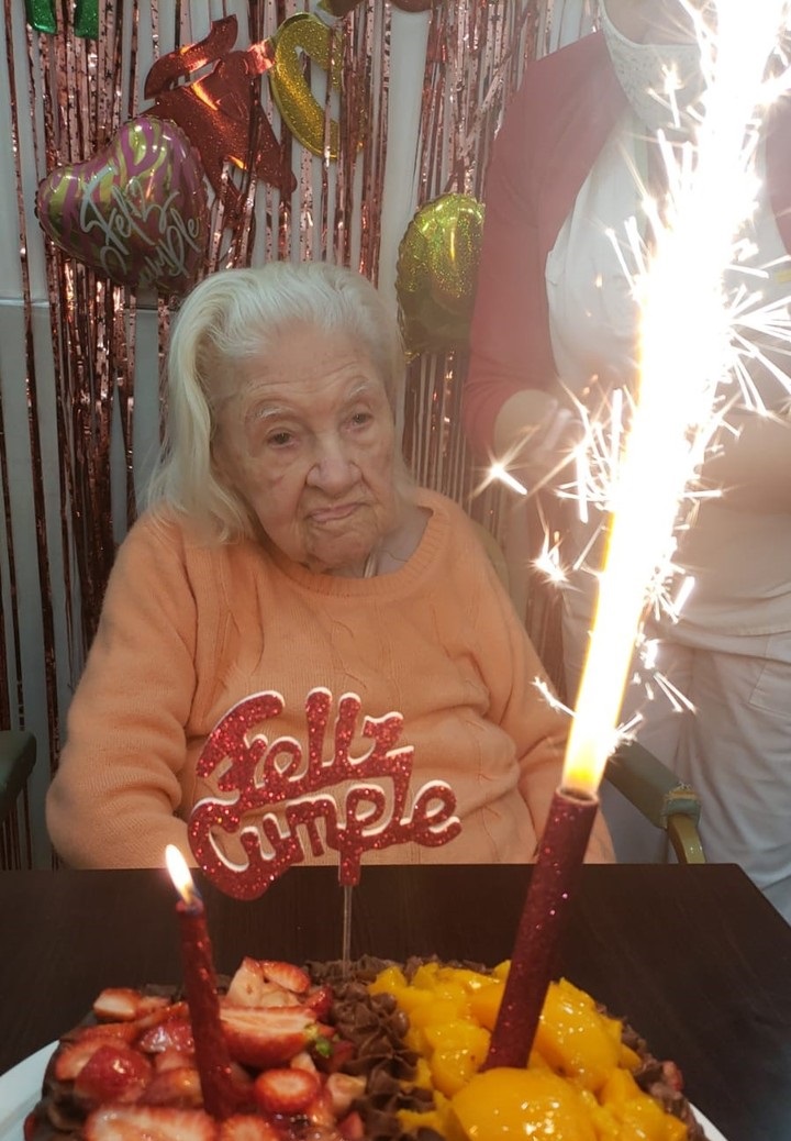 On her 109th birthday. (Source: Clarín)