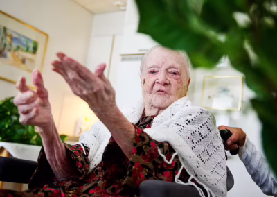 At the age of 109. (Source: Aftonbladet)