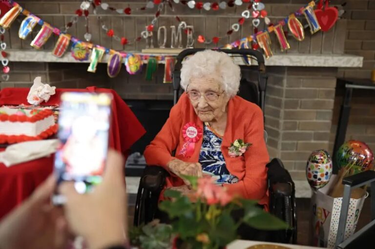 Hazel Skuce, Manitoba's Oldest Person, Turned 112 - LongeviQuest