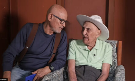 Bernabé Córdoba on his 110th birthday. (Source: Fotografia Vital Monge)