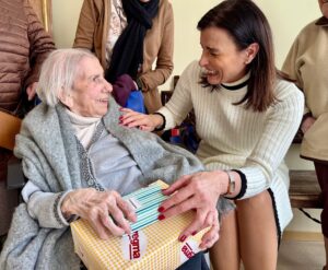 On her 111th birthday in 2025. (Source: x.com / @gemaigual)