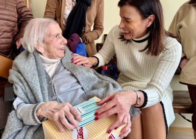 On her 111th birthday in 2025. (Source: x.com / @gemaigual)