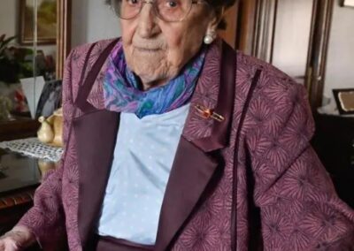 On her 110th birthday. (Source: El Norte de Castilla)