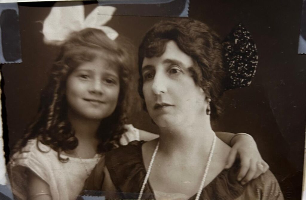 As a child, with her mother. (Source: Courtesy of the family)
