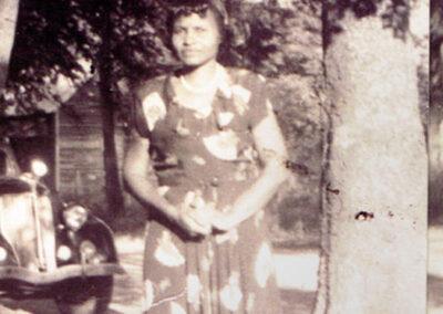 As a young woman. (Source: Dothan Eagle)