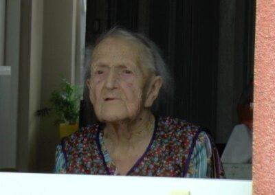 On her 110th birthday. (Source: Wroniecki Bazar)