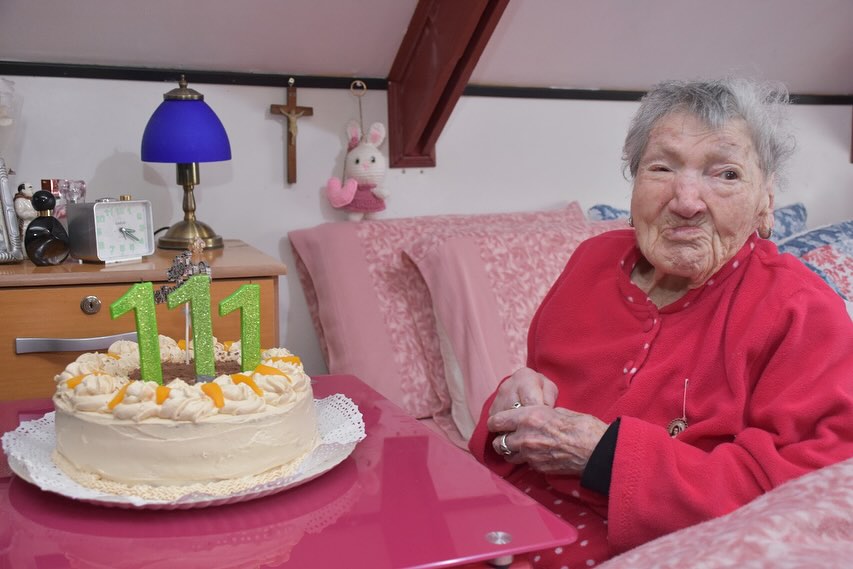 In August 2024, her claimed 111th birthday. (Source: I. Municipalidad de Talcahuano)