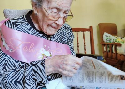 On her 109th birthday (Source: Facebook page Residencia De Las Cruces Daimiel)