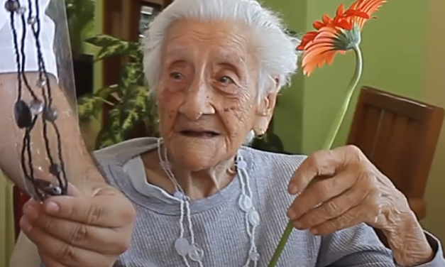 Mexican Francisca Reyes Valdivia (1901-2013) Validated as Supercentenarian