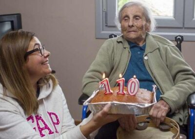 On her 110th birthday. (Source: La Opinión A Coruña)