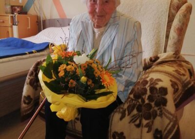 On her 106th birthday in 2021. (Source: Facebook / Vitalis Bad Schönborn - Vitalis Bad Schönborn GmbH)