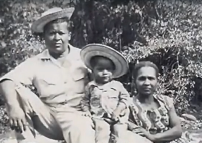 With her husband Matías Valdés and her son Adolfo, in the 1950s. (Source: Courtesy of the family).