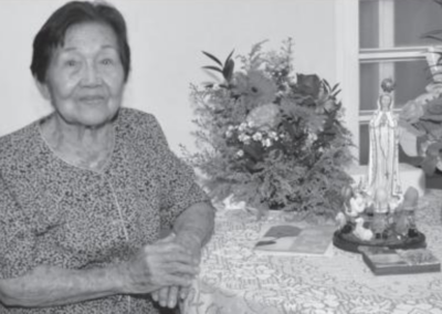 On her 100th birthday. (Source: Jornal "No Meio de Nós")