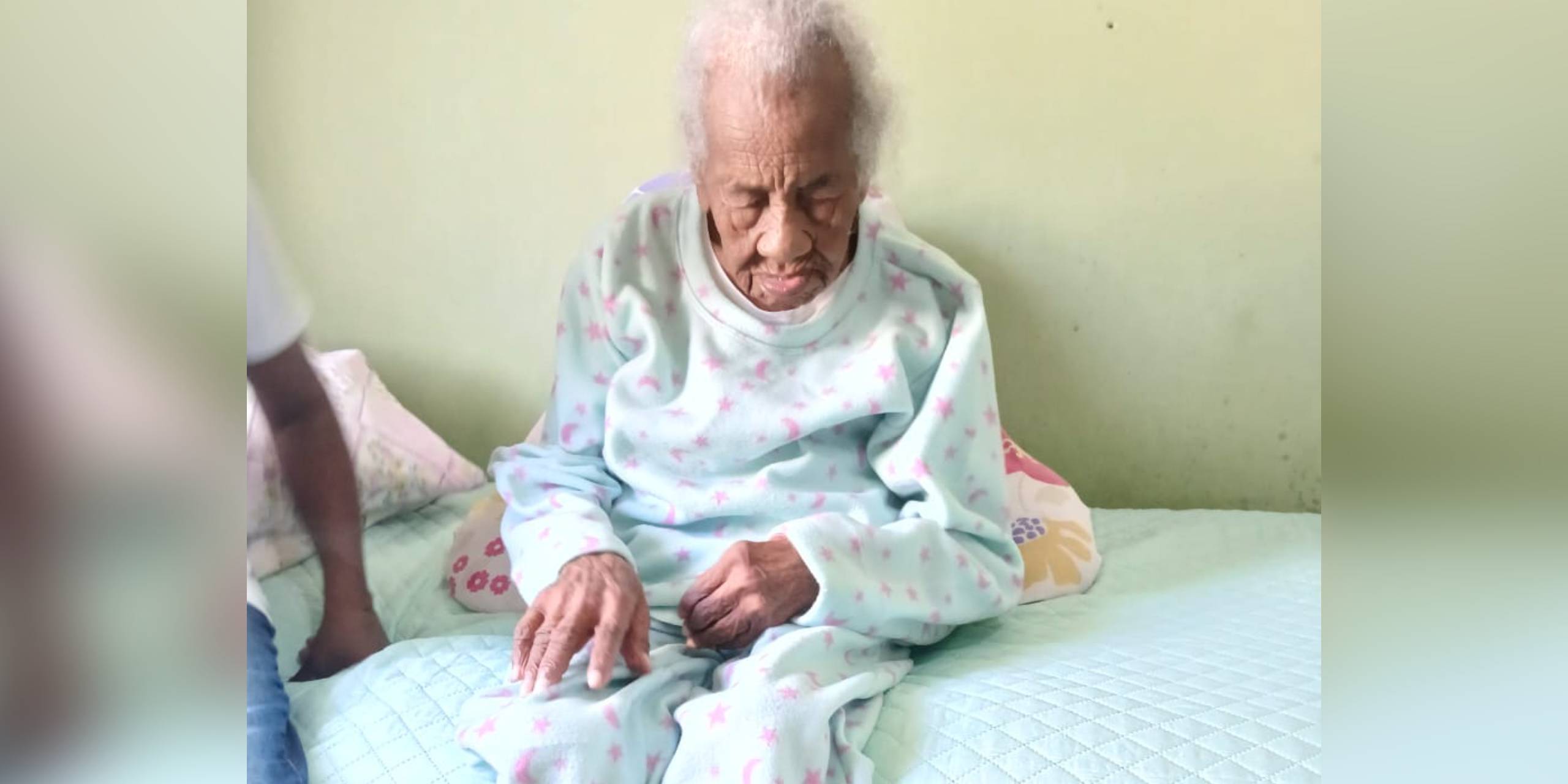Maria Paschoalina de Castro on her 114th birthday.