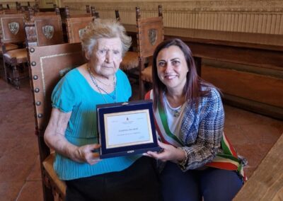 On her 110th birthday. (Source: ArezzoNotizie)