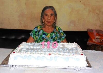 On her 110th birthday. (Source: Qwerty Escola)