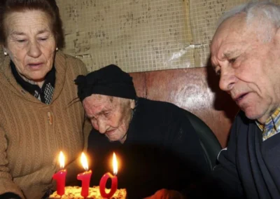 On her 110th birthday. (Source: La Razón)