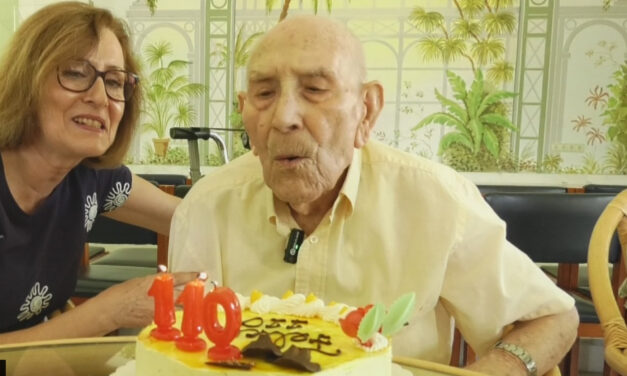 Spanish Man Engraciano González Barroso Turns 110