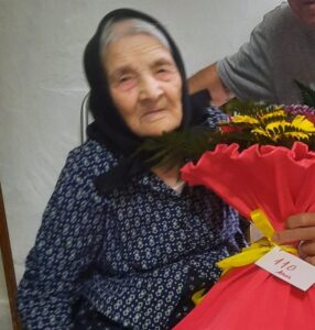 On her 110th birthday. (Source: Facebook / Histórias, estórias, contos, lendas e curiosidades de Coruche)