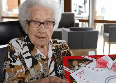On her 107th birthday. (Source: Facebook / Rivas Zorggroep)