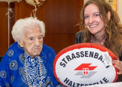 On her 110th birthday. (Source: Häuser zum Leben)