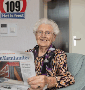 On her 109th birthday. (Source: De Gooi- en Eemlander)