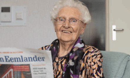 On her 109th birthday. (Source: De Gooi- en Eemlander)