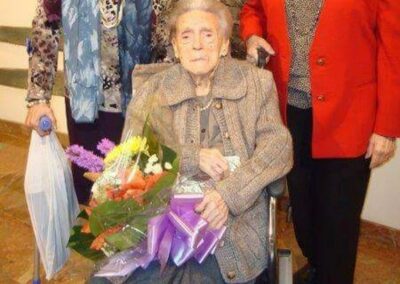 Shortly before her 112th birthday. (Source: The 110 Club)
