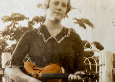In 1933, aged 17. (Source: YouTube / The 100 Project)