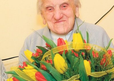 On her 108th birthday. (Source: Łódź Nasze Miasto)