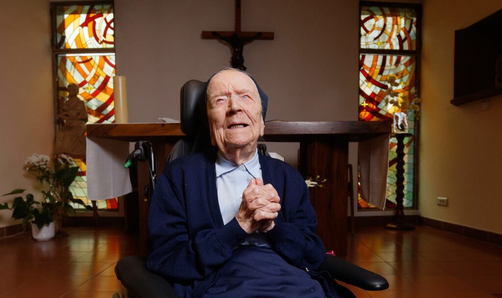 Shortly before her 114th birthday in 2018. (Source: Nice-Matin)