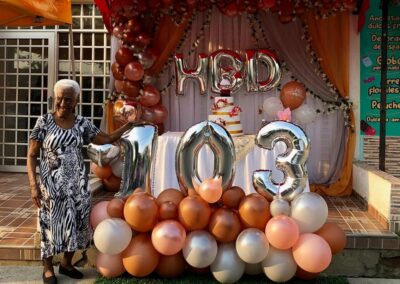 On her 103rd birthday. (Source: Facebook / NP Noticias Online)