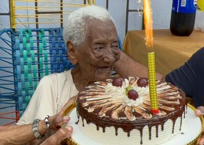 On her 110th birthday. (Source: Facebook / Casa De La Cultura Caucasia)