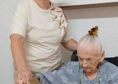 On her 111th birthday with her youngest daughter Lígia.
