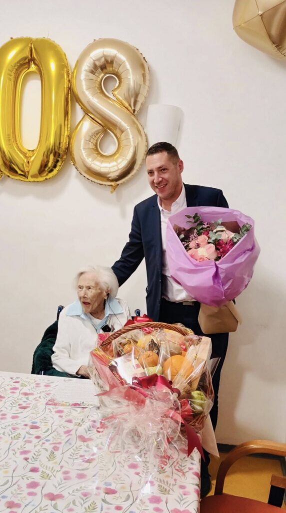 &copy; Facebook / dommaksimir