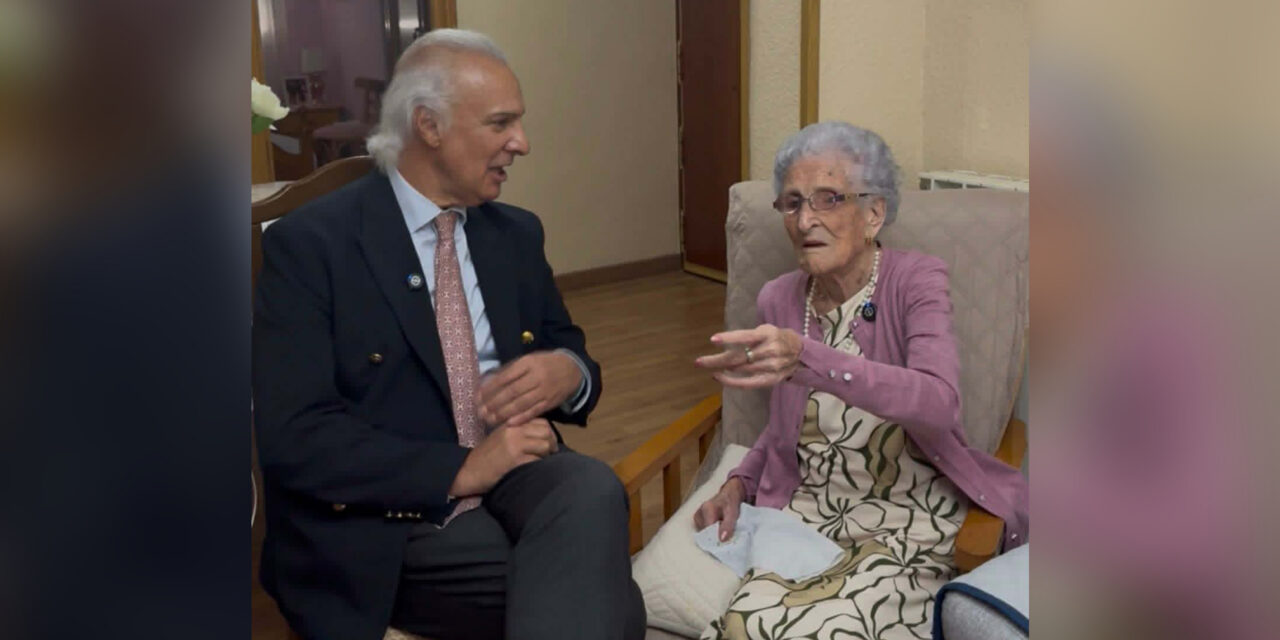 Visiting 111-Year-Old Regina Ramos Pauner of Spain