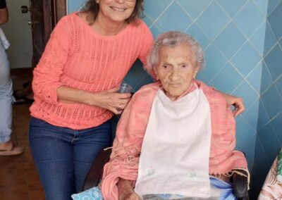 Levita on her 108th birthday, with her niece Maristela.