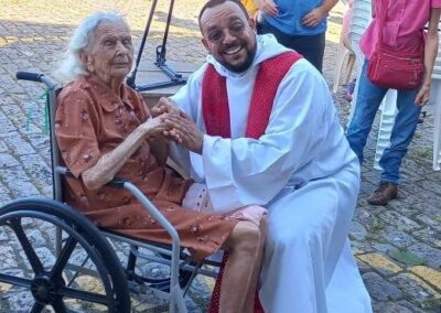 At the age of 104, attending mass at the Convento da Penha. (28 December 2022)